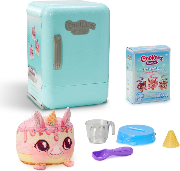 Cookeez Makery Freezy Cakez. Mix & Decorate Your Plush Best Friend!