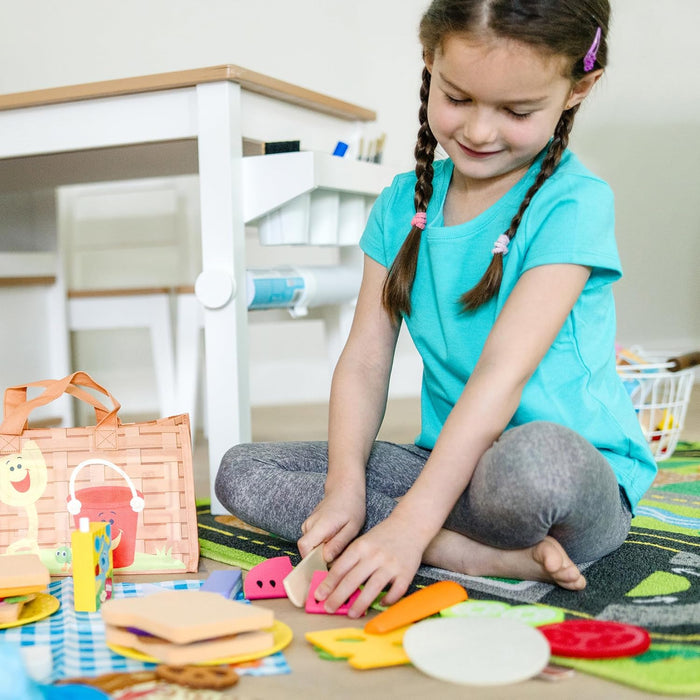 Melissa & Doug Blue’s Clues & You! Share with Blue Picnic Play Set with Hand Puppet