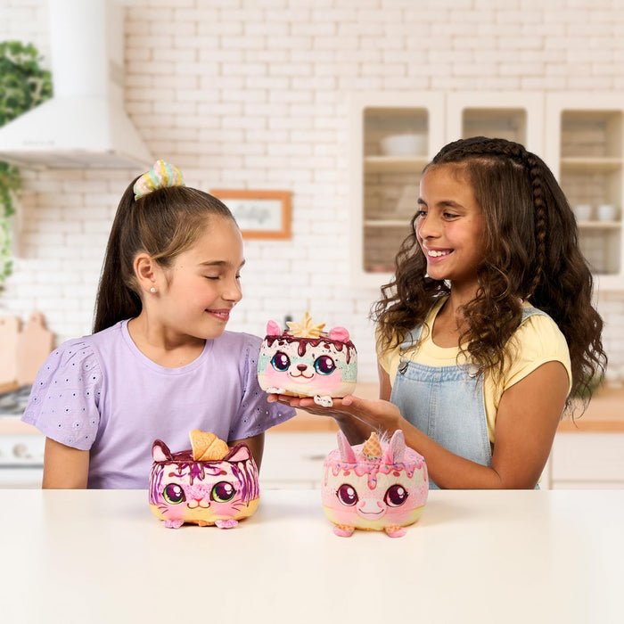 Cookeez Makery Freezy Cakez. Mix & Decorate Your Plush Best Friend!