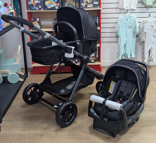New & Assembled Evenflo Pivot Xpand Modular Travel System with LiteMax Infant Car Seat - Ayrshire Black - Preggy Plus