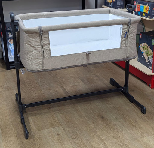 New & Assembled Infanti Next To You Co-sleeper, Beige - Preggy Plus