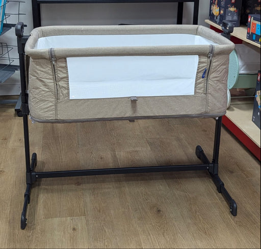 New & Assembled Infanti Next To You Co-sleeper, Beige - Preggy Plus